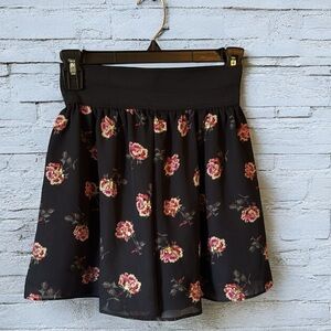 Love H81 Elastic waist black pink floral Mini skirt, lined and fluttery Rk4n